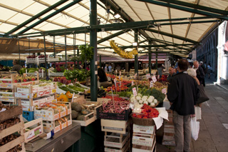market01