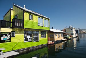 Floating Houses in Fisherman's Wharf